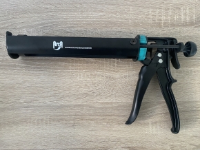 Kartuschenpistole Tangit M3000