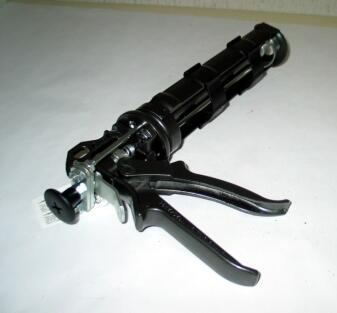 Leihgebühr Kartuschenpistole M3000