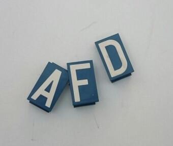 Buchstabenfeld blau 25mm
